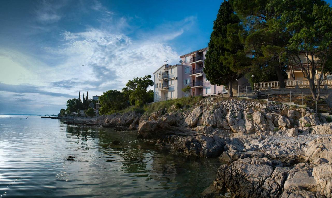 Apartment Lori Crikvenica Exterior foto